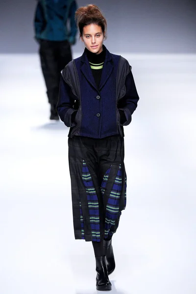 Look 36